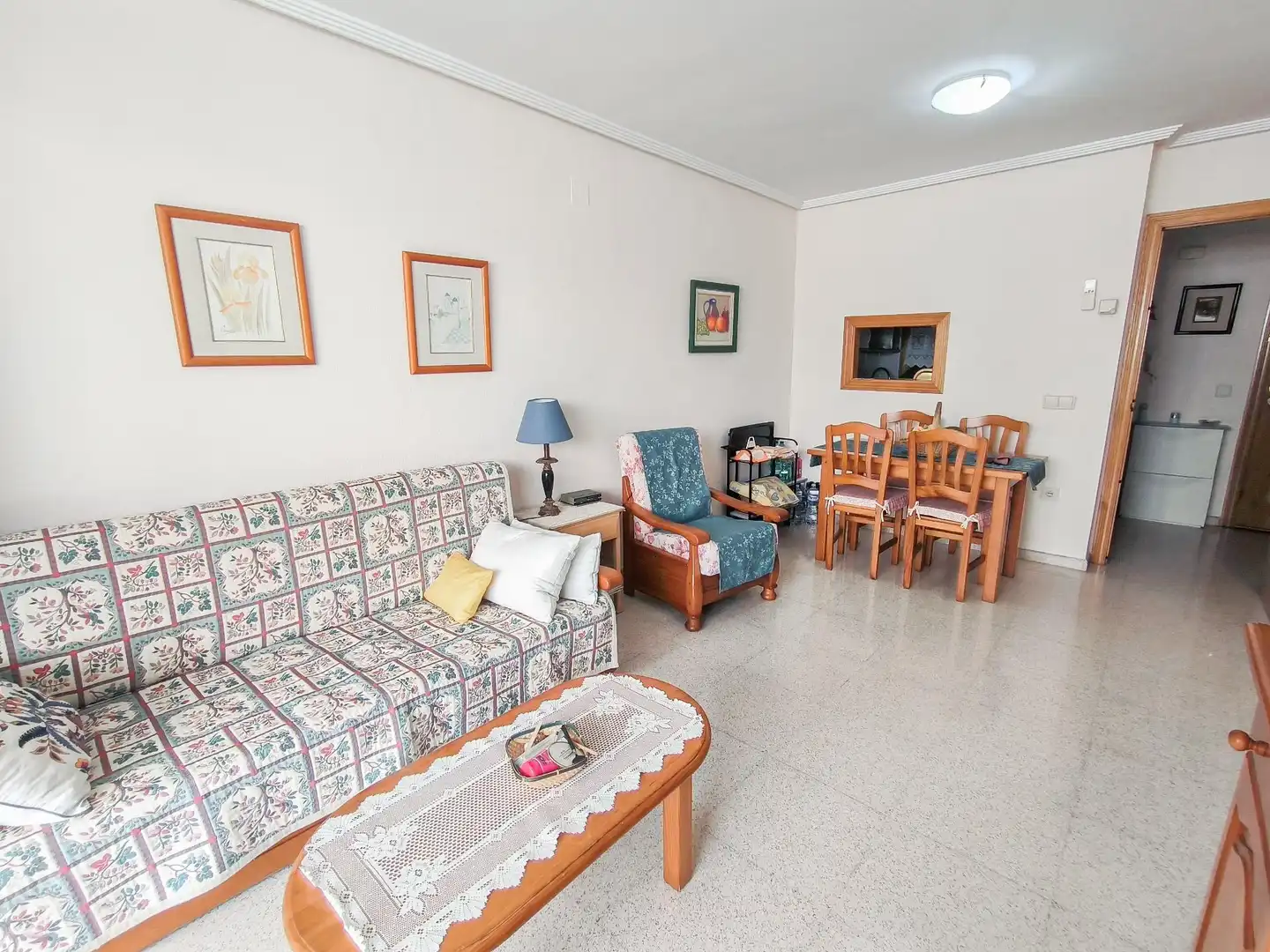 Sala d'estar de Apartament en venda en Benidorm amb Calefacció, Moblat i Piscina comunitària