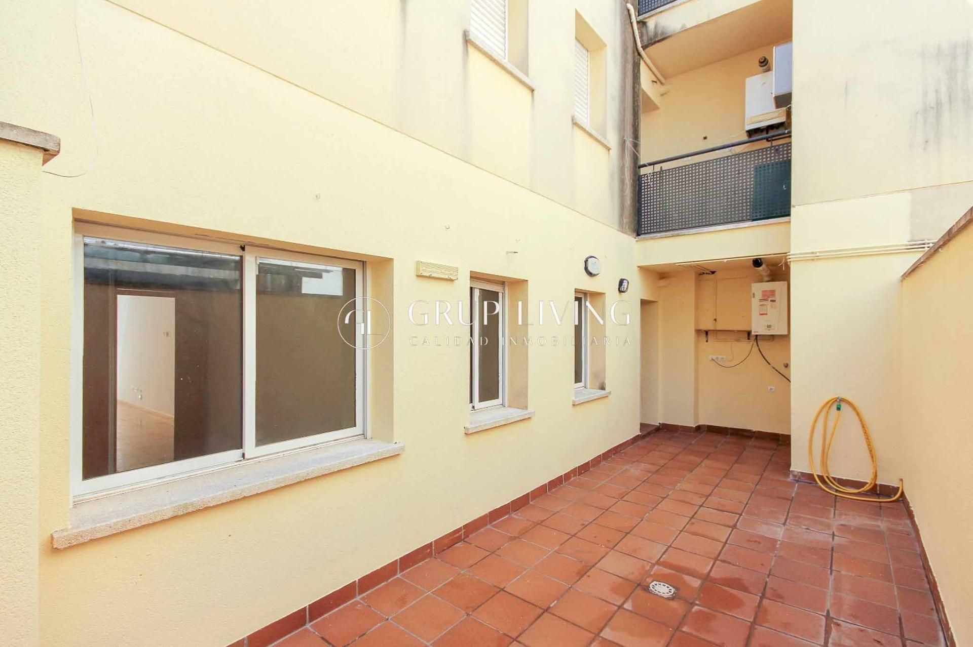 Exterior view of Flat for sale in Sant Pere de Ribes  with Heating and Terrace