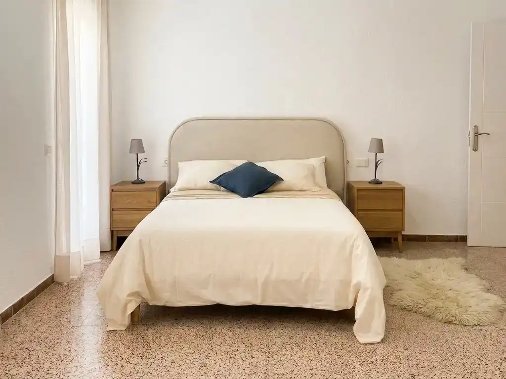 Bedroom of Flat for rent in Elche / Elx  with Air Conditioner, Furnished and Balcony