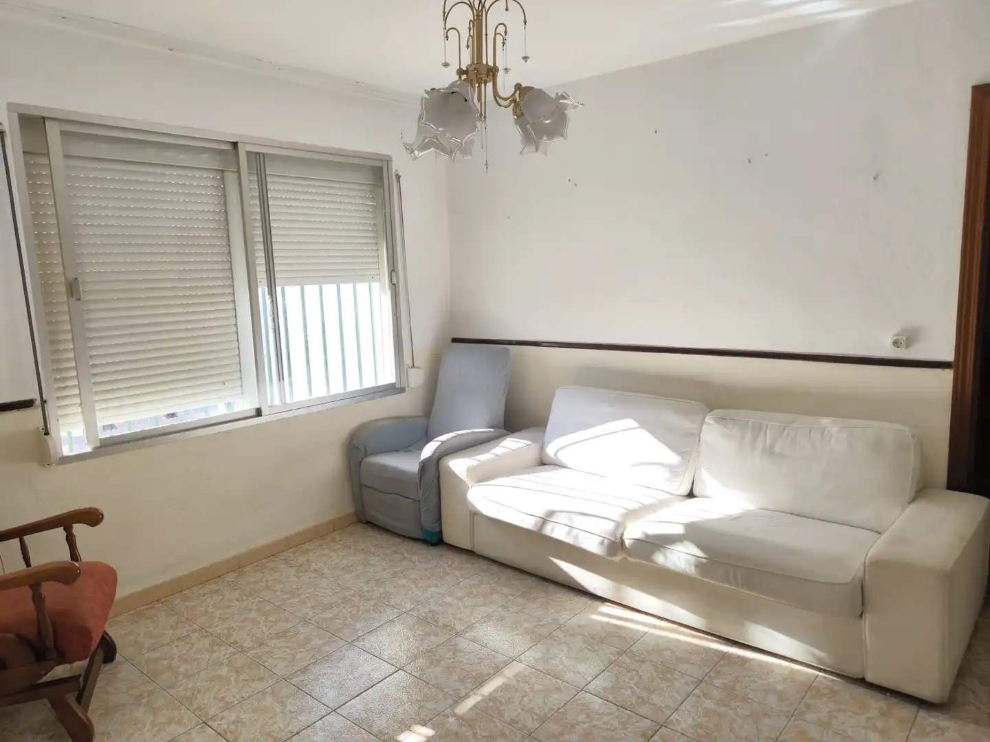 Living room of Detached homes for sale in Marbella  with Parquet flooring, Terrace and Oven