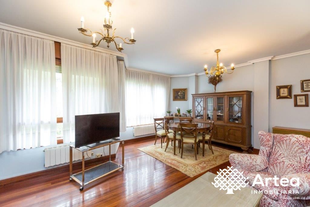 Living room of Flat for sale in Gernika-Lumo  with Heating, Terrace and Storage room