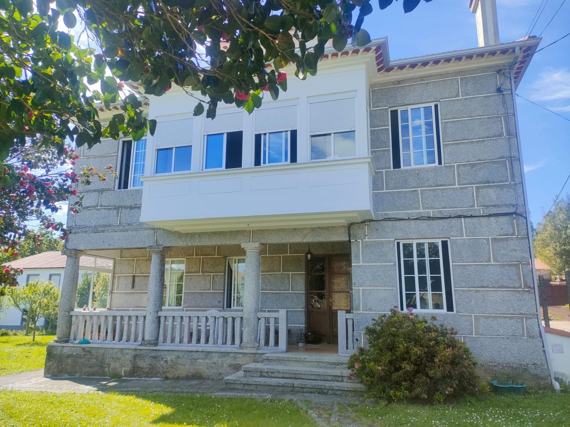 Vista exterior de Finca rústica en venta en A Estrada  con Jardín privado, Terraza y Trastero