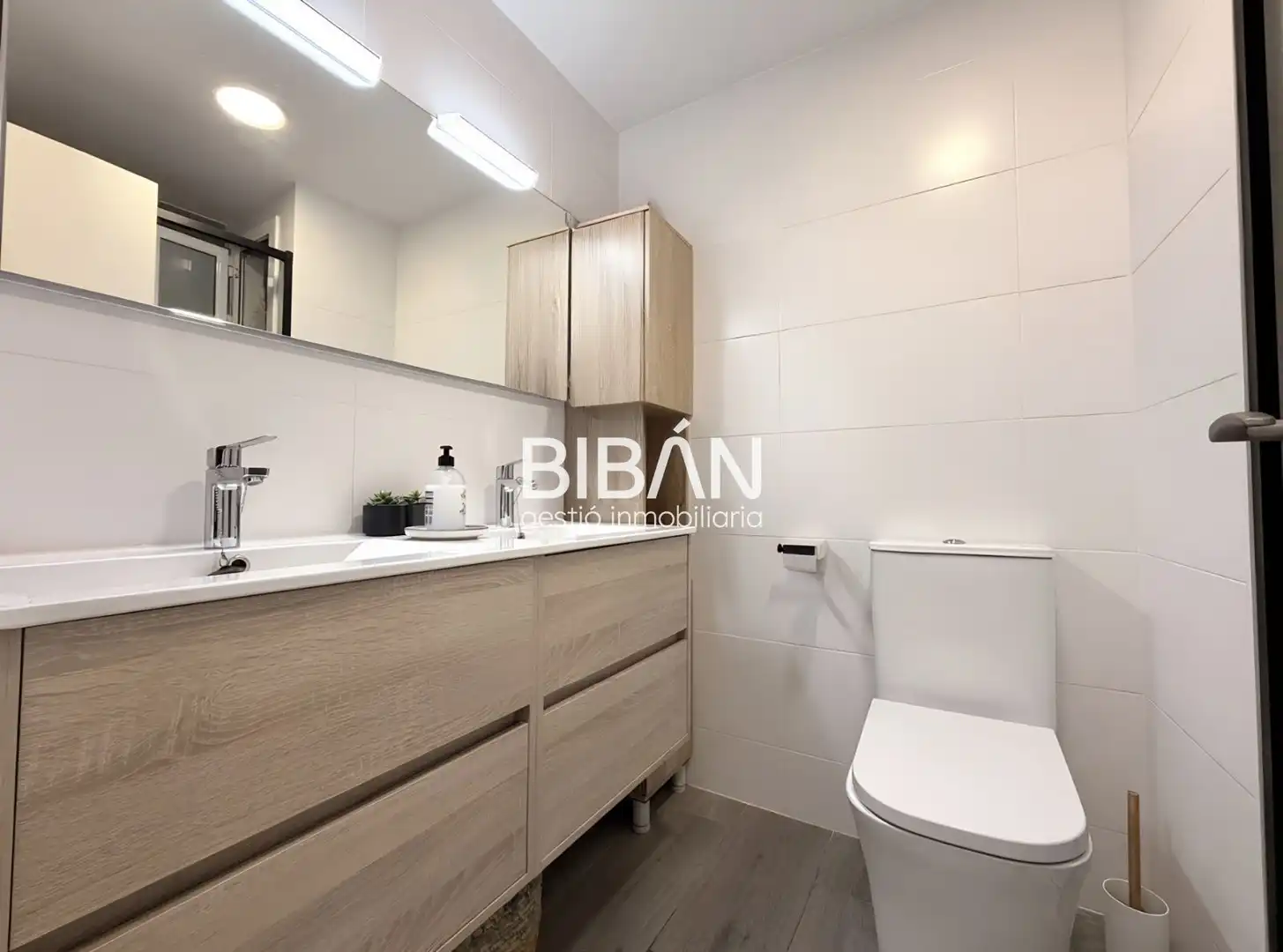 Baño de Piso en venta en Valls con Aire acondicionado, Calefacción y Parquet