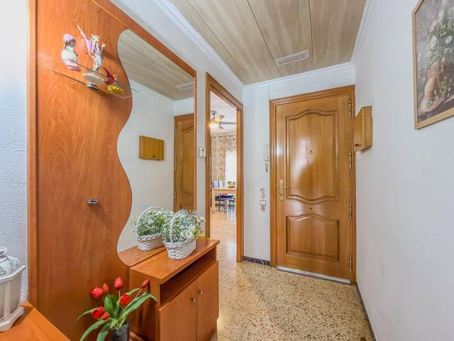 Piso en Venta en Calle de la Mare de Déu de les Neus en Ca n'Anglada