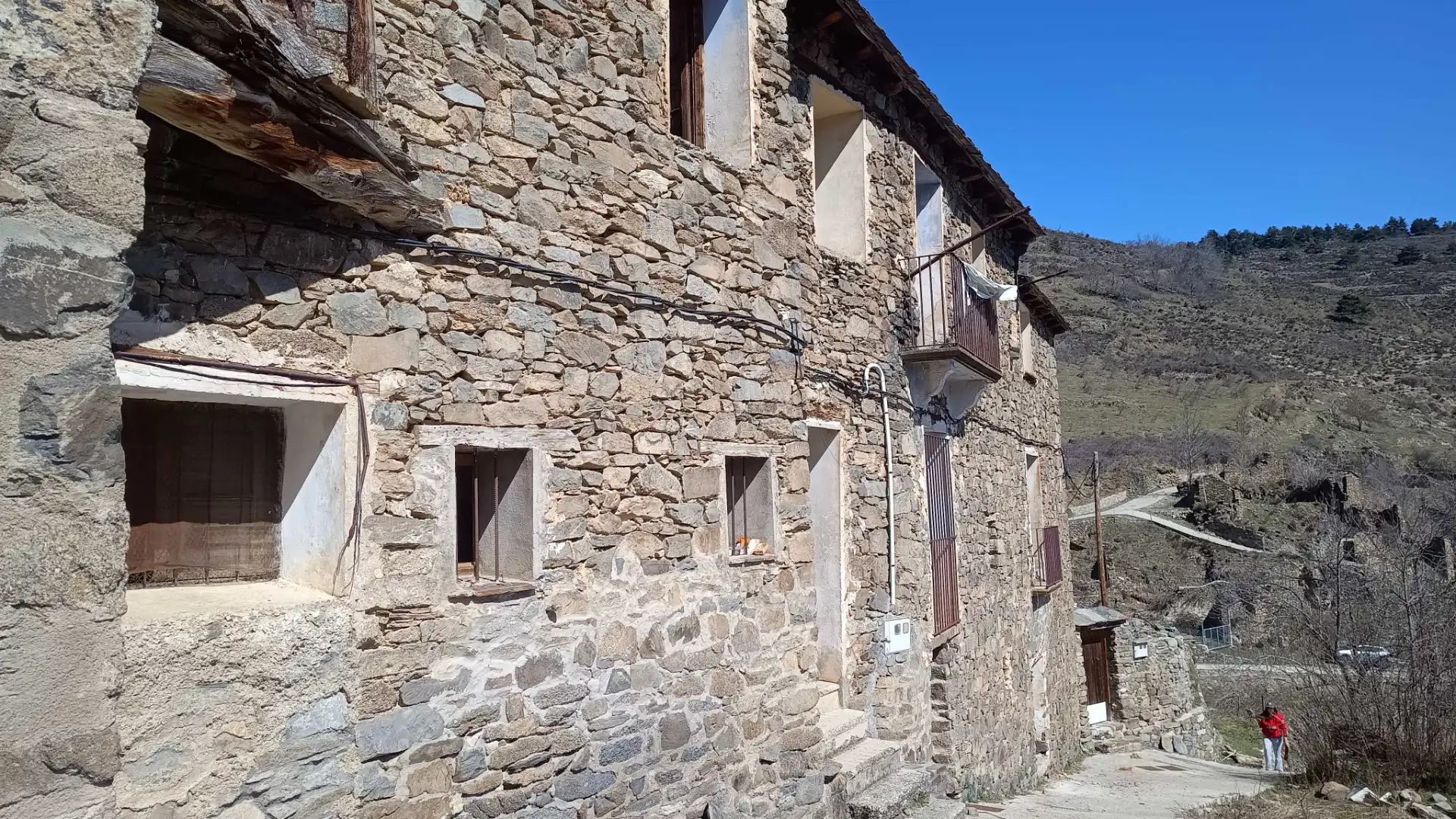 Vista exterior de Finca rústica en venda en Soriguera amb Balcó