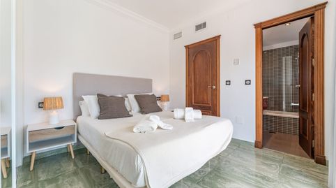 Foto 3 de Casa adosada de alquiler en Calle Camelia, Cortijo Torrequebrada, Benalmádena