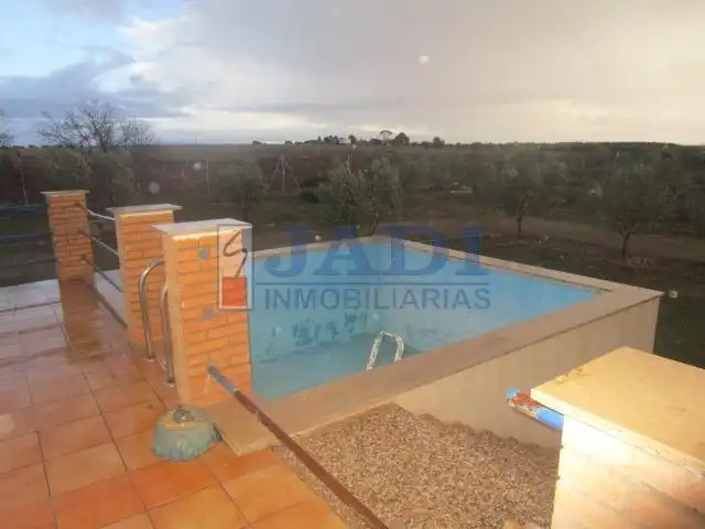 Maison avec piscine à vendre à Valdepeñas
