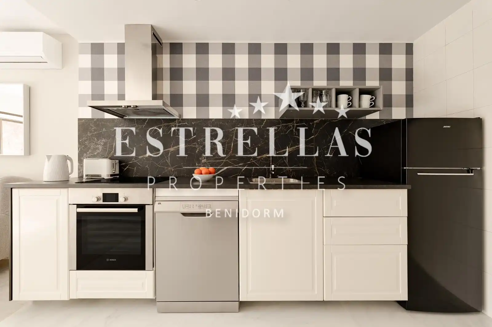 Cocina de Apartamento en venta en Benidorm