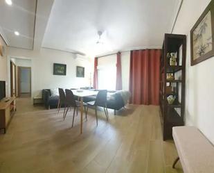 Living room of Apartment to share in  Sevilla Capital  with Air Conditioner and Terrace