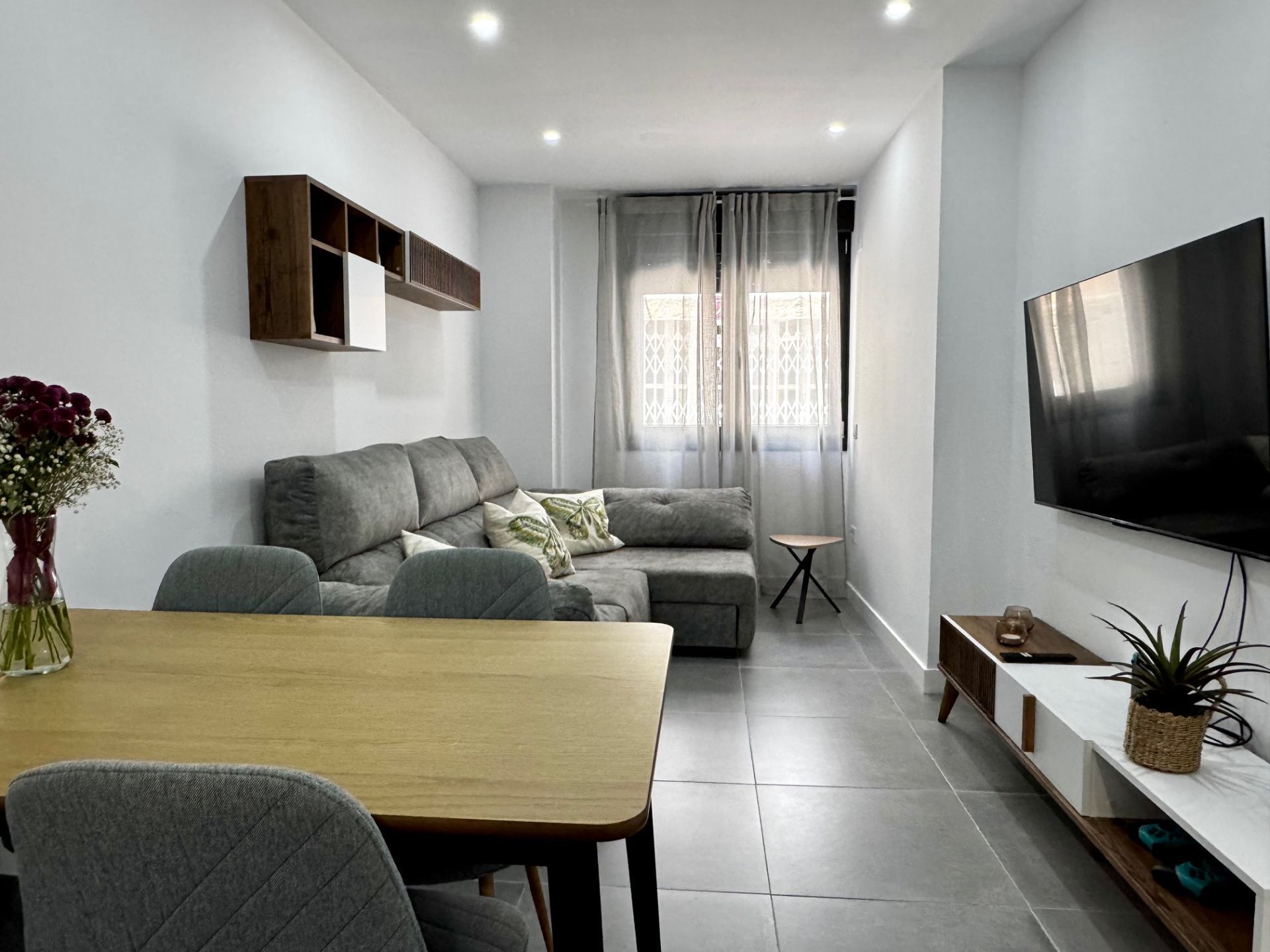 Living room of Flat to rent in Fuengirola  with Air Conditioner