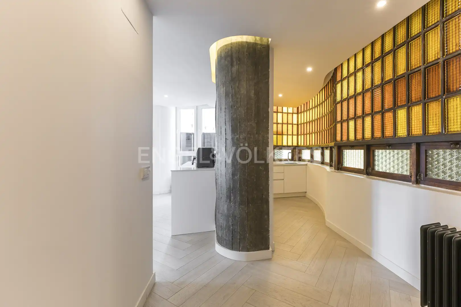 Flat for rent in Madrid  with Air Conditioner, Heating and Furnished