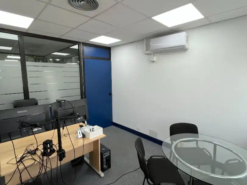 Oficina de lloguer en Torremolinos amb Aire condicionat, Moblat i Internet
