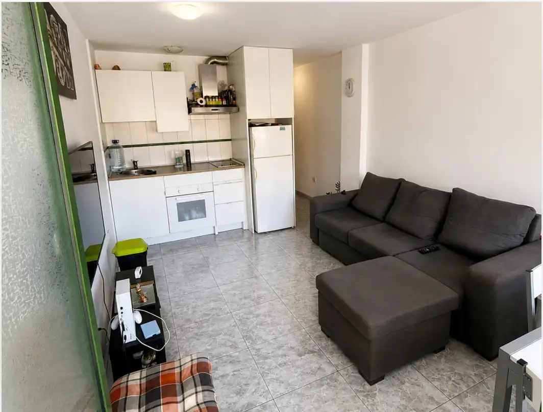 Sala d'estar de Pis en venda en Guía de Isora amb Moblat i Balcó