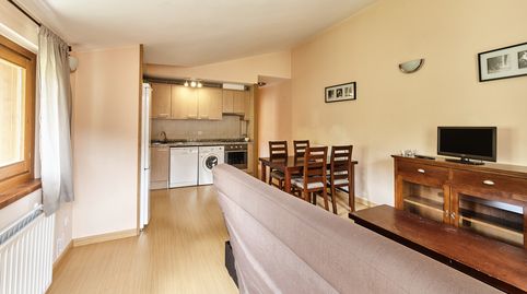 Foto 3 de Piso en venta en Soldeu - Incles, Canillo
