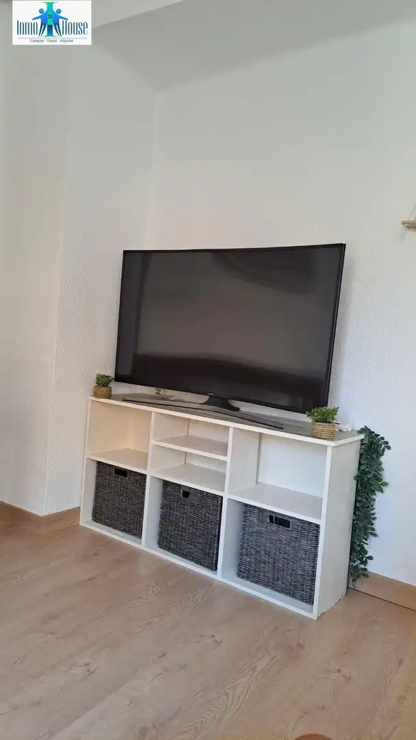 Sala d'estar de Pis en venda en Albacete amb Aire condicionat, Calefacció i Parquet