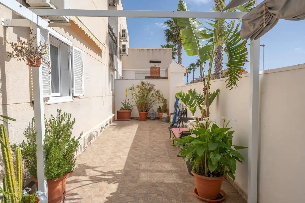 Casa pareada con terraza en venta en C. Monte de Sta. Pola, imagen 16
