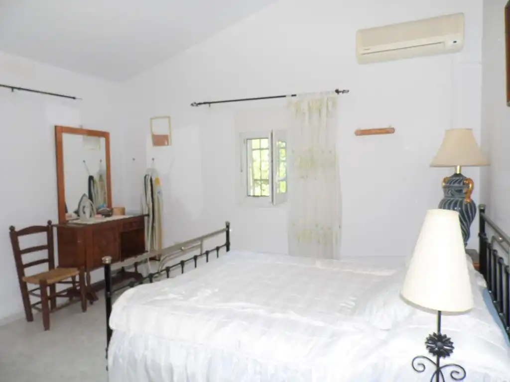 Casa rustica con giardino in vendita a Viñuela, imagen 4