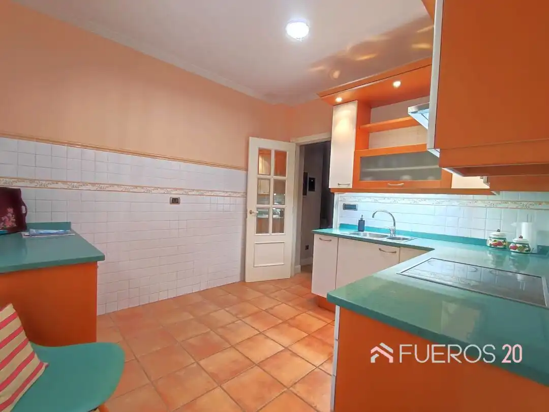 Maison mitoyenne avec terrasse à vendre à Lasesarre, imagen 4