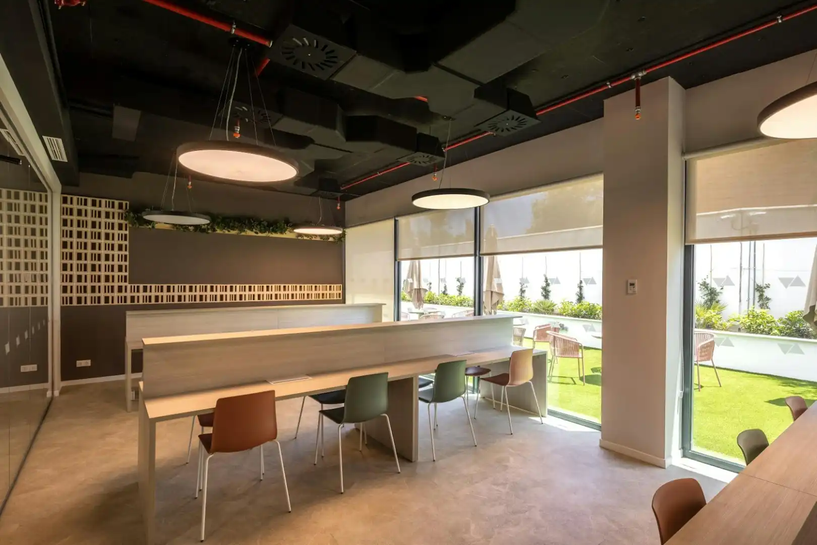 Flat for share in Sevilla  with Air Conditioner, Heating and Furnished