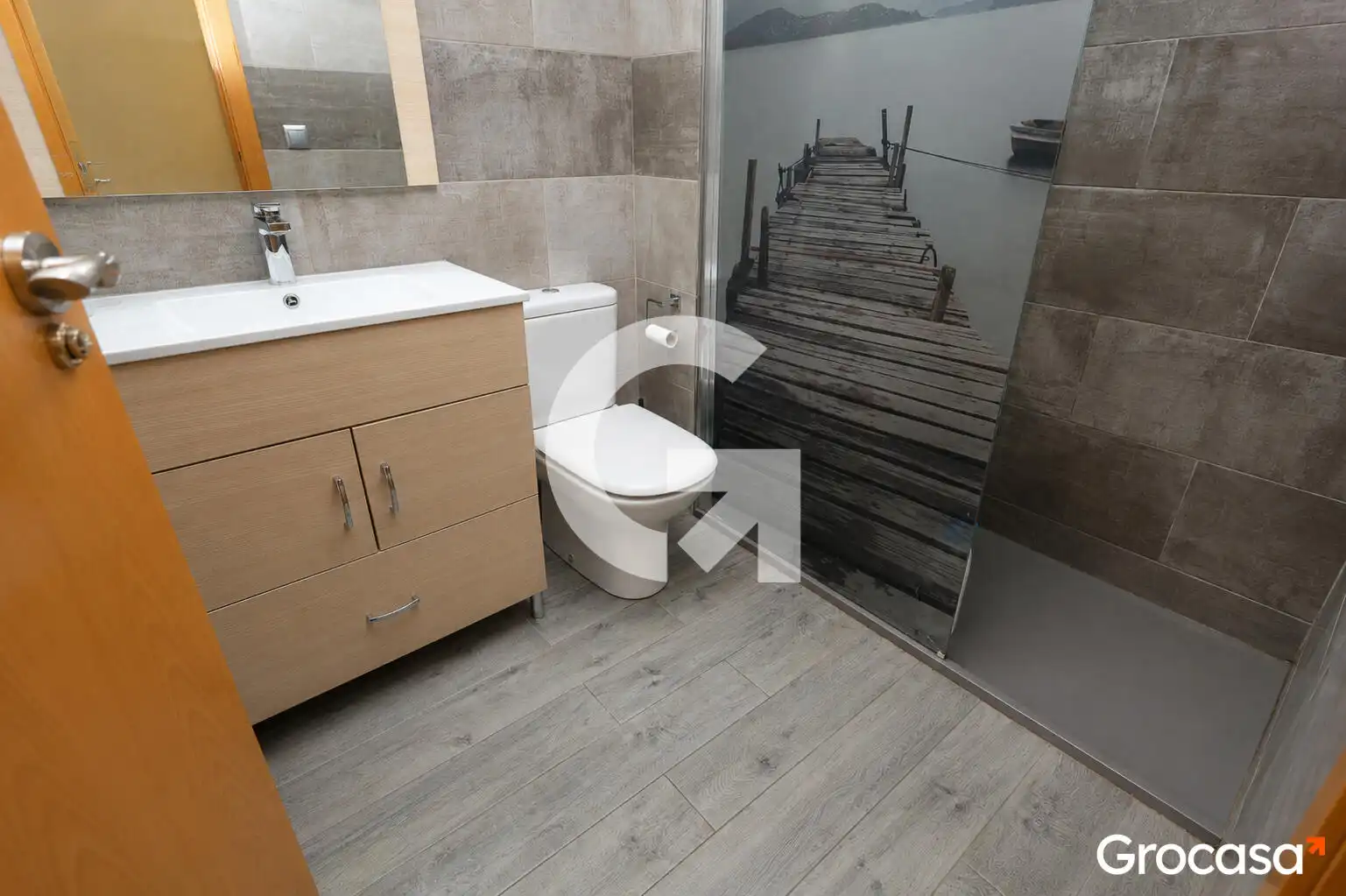 Bathroom of Flat for sale in Rubí  with Air Conditioner, Heating and Oven