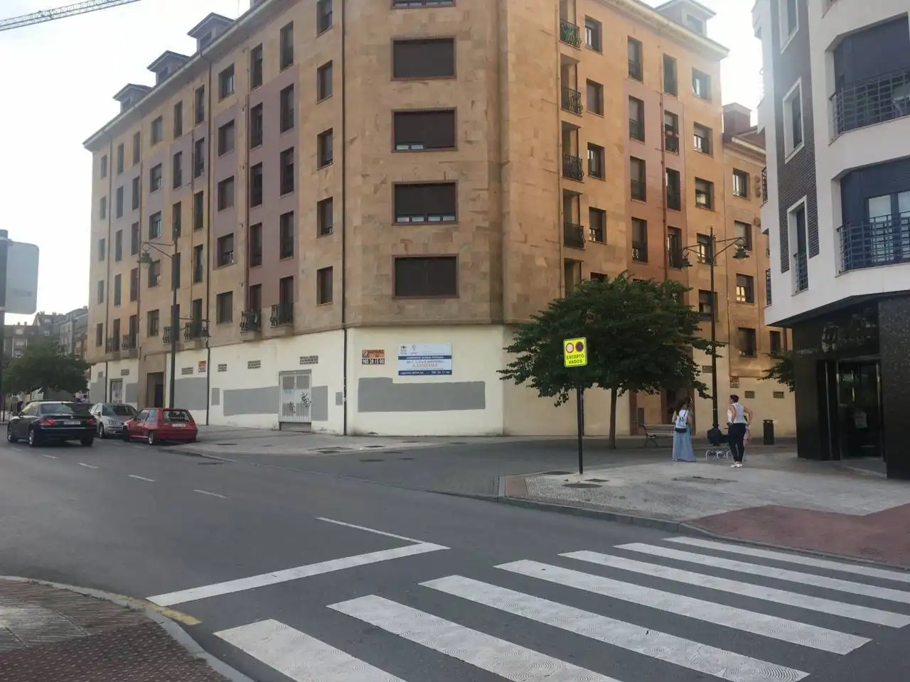 Business premises to rent in Lugones, imagen 2