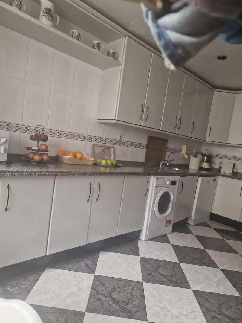 Cuina de Casa adosada en venda en Jerez de la Frontera amb Aire condicionat, Calefacció i Terrassa