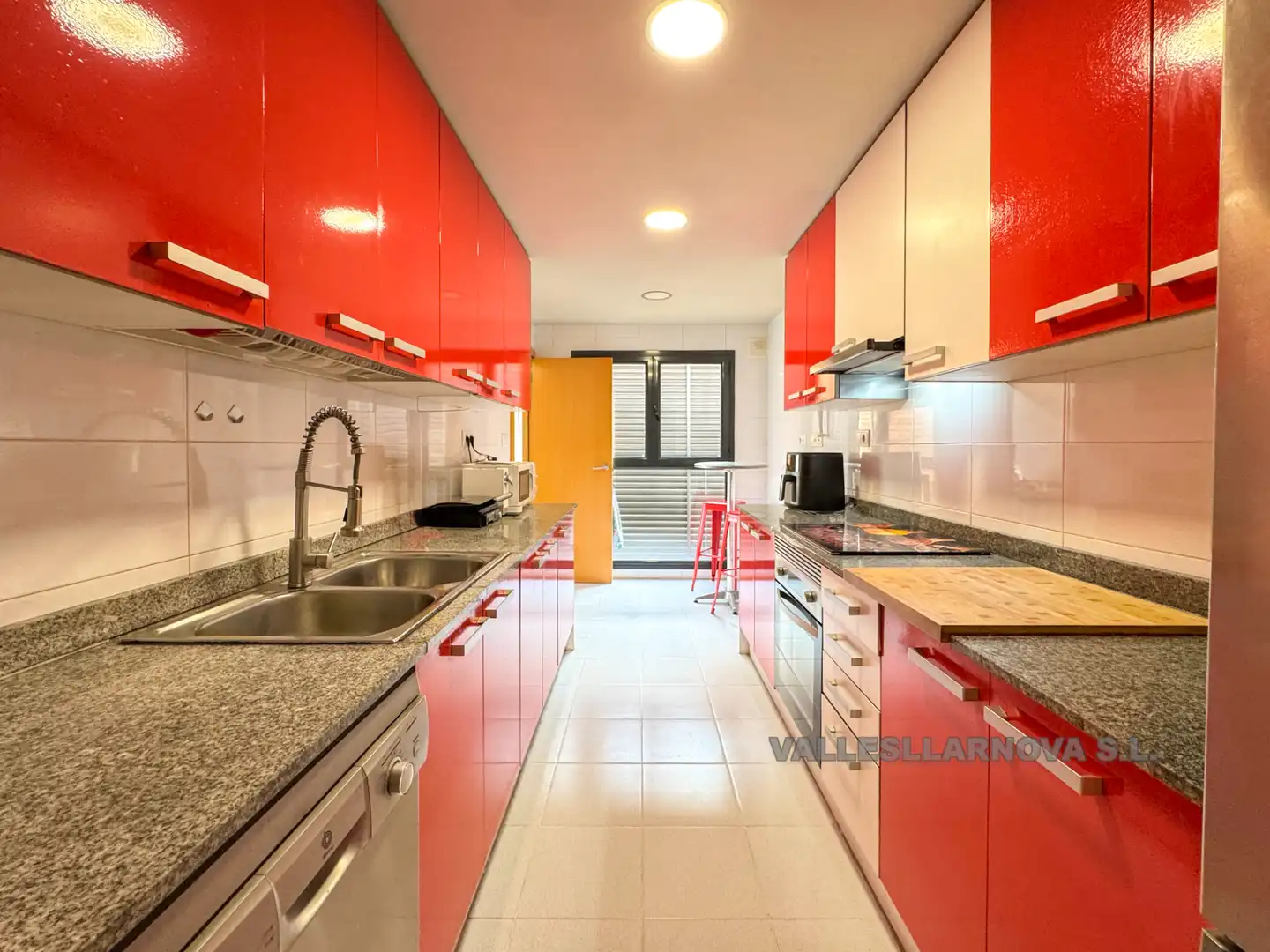Cocina de Piso en venta en Parets del Vallès con Calefacción, Terraza y Trastero