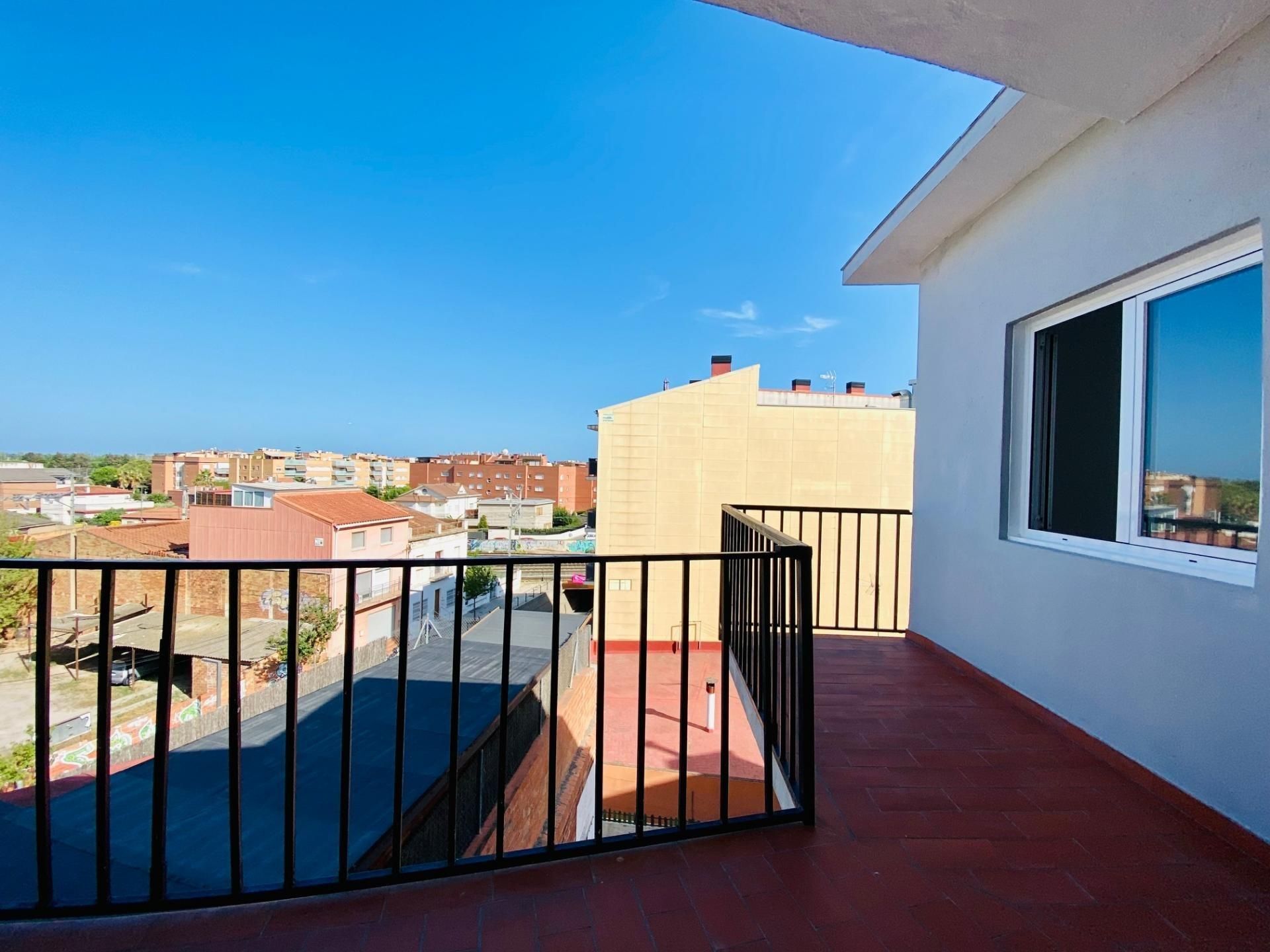 Terrassa de Pis en venda en Castelldefels amb Calefacció, Parquet i Terrassa