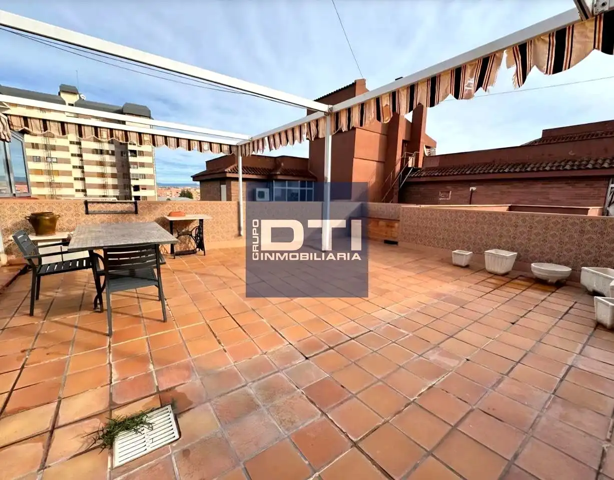 Terrassa de Àtic en venda en Alicante / Alacant amb Aire condicionat, Calefacció i Terrassa