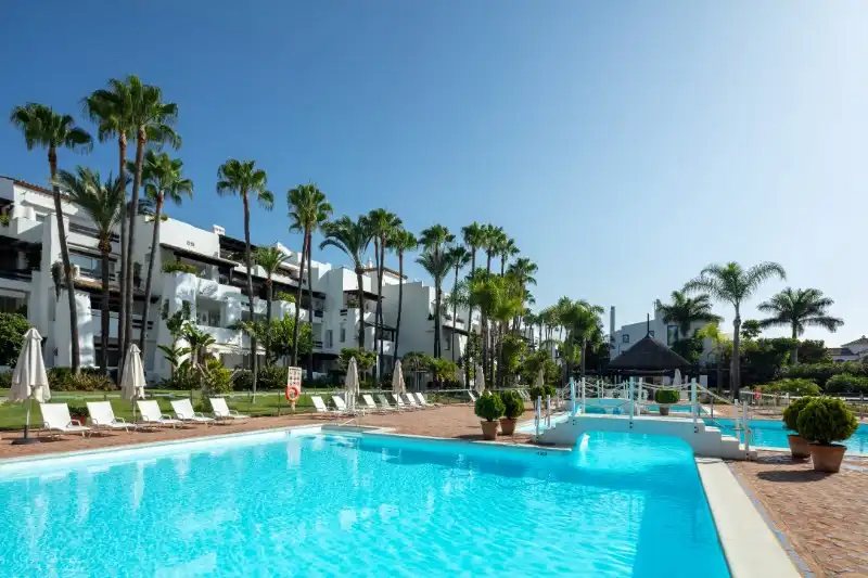 Apartament amb piscina en venda a Marbella Centro, imagen 3