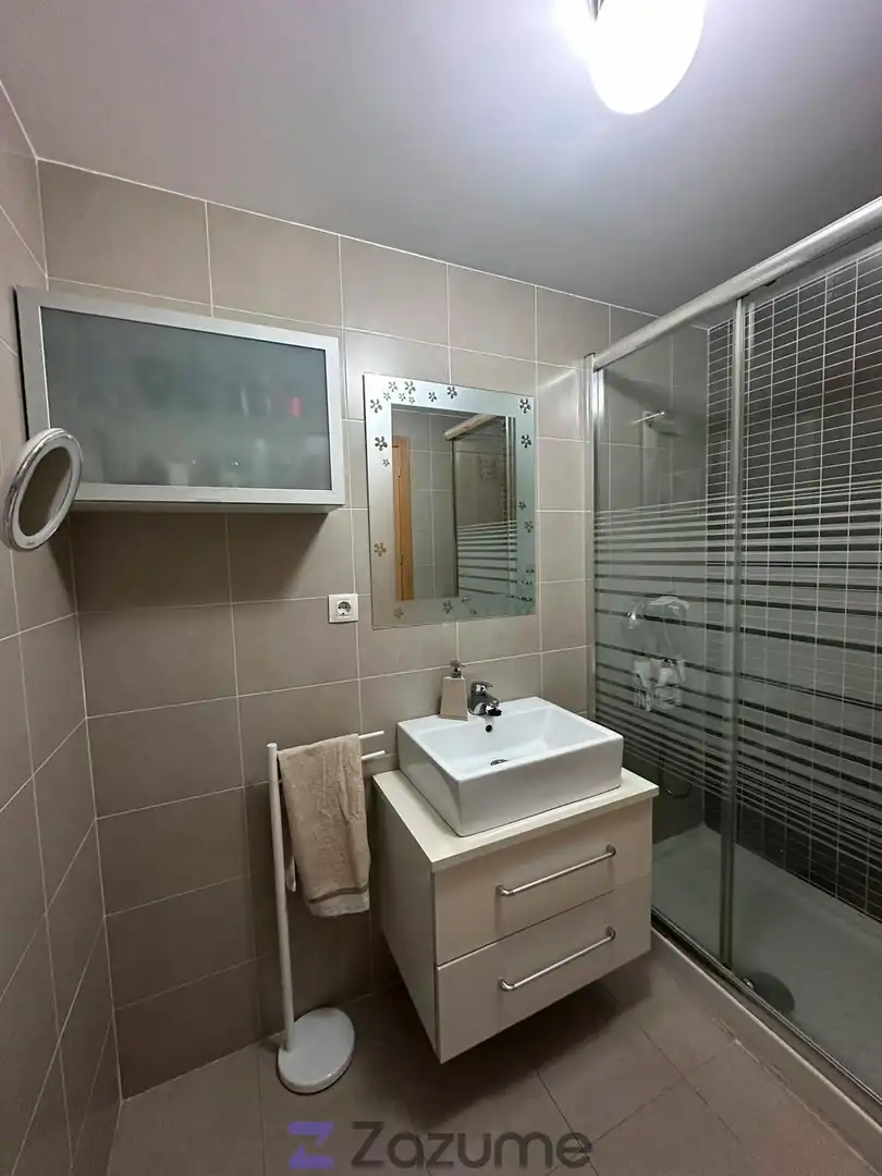 Bathroom of Flat for rent in Murcia  with Air Conditioner, Private garden and Swimming Pool
