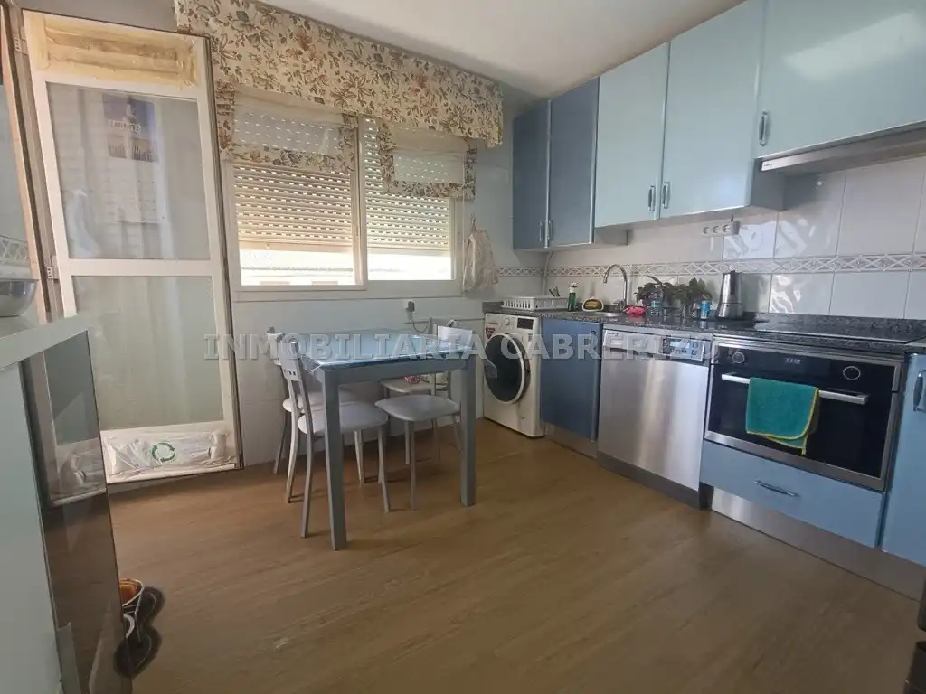 Cocina de Piso en venta en  Logroño con Calefacción, Parquet y Terraza
