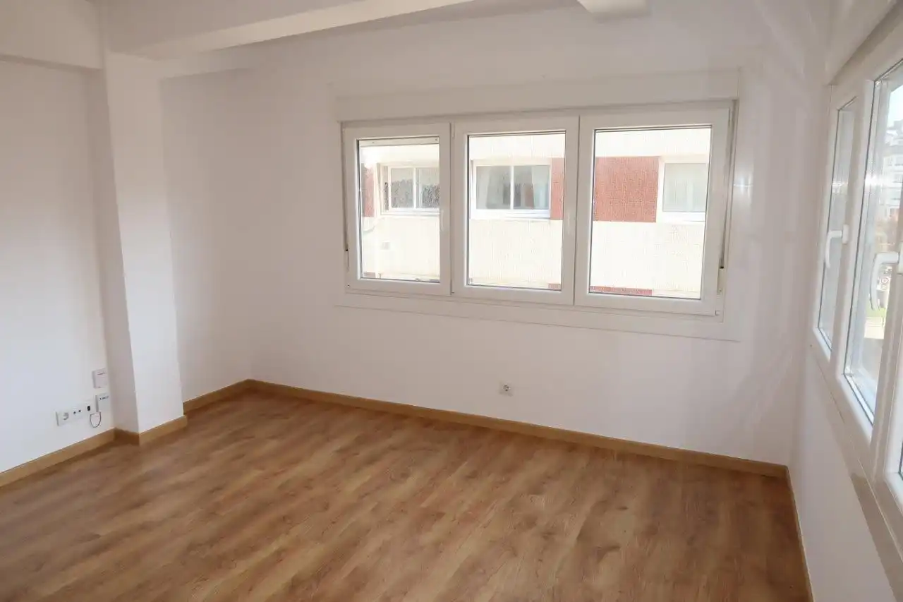 Habitación de Edificio en venta en A Coruña Capital 