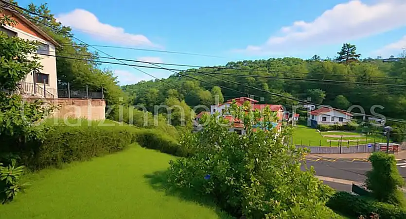 Houses for sale in Ibaiondo