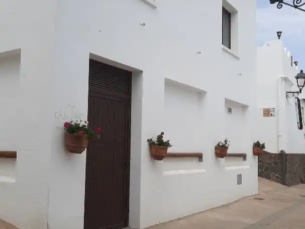 Vista exterior de Local en venda en Lucainena de las Torres amb Aire condicionat, Calefacció i Terrassa