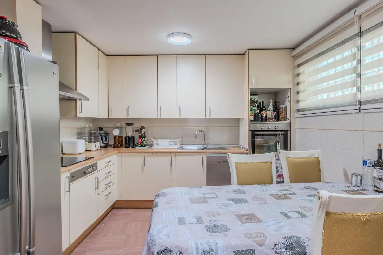 Cocina de Casa adosada en venta en Carabanchel