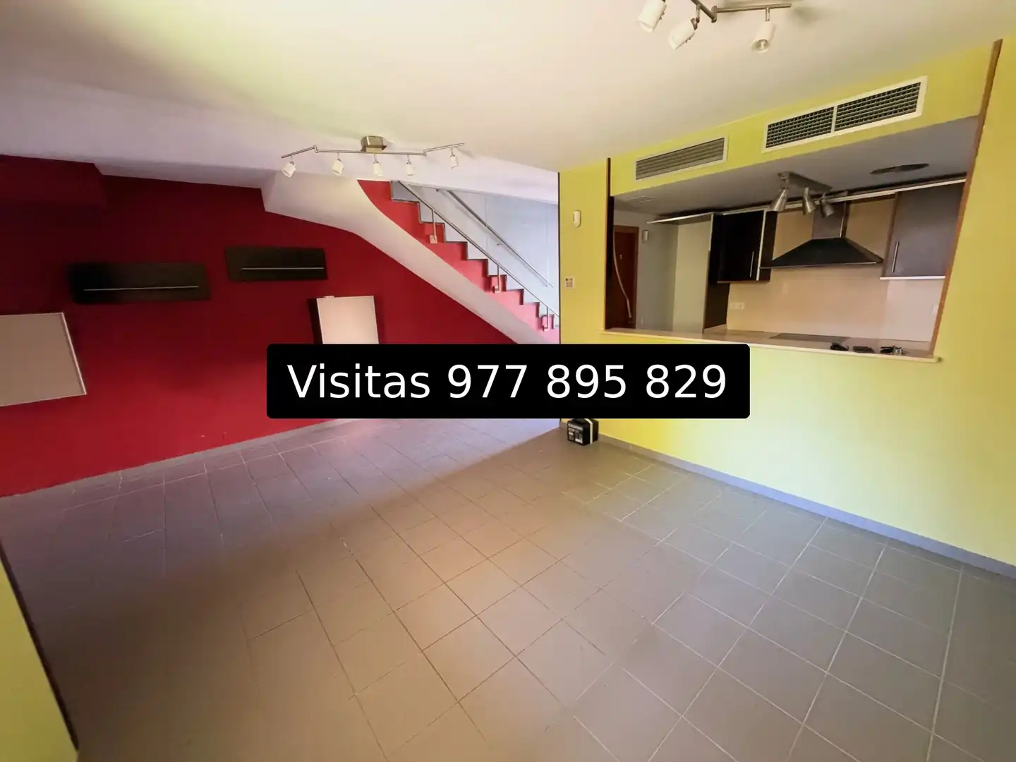 Casa bifamiliare con terrazza in vendita a Carrer dels Prats, imagen 3