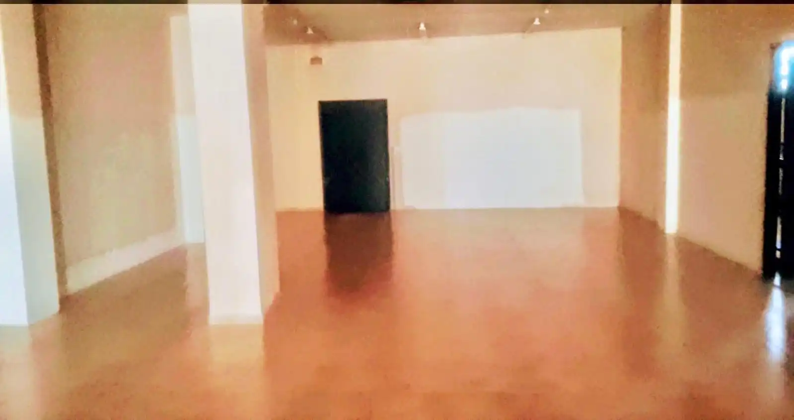 Business premises to rent in Carrer Josep Ayats, imagen 3