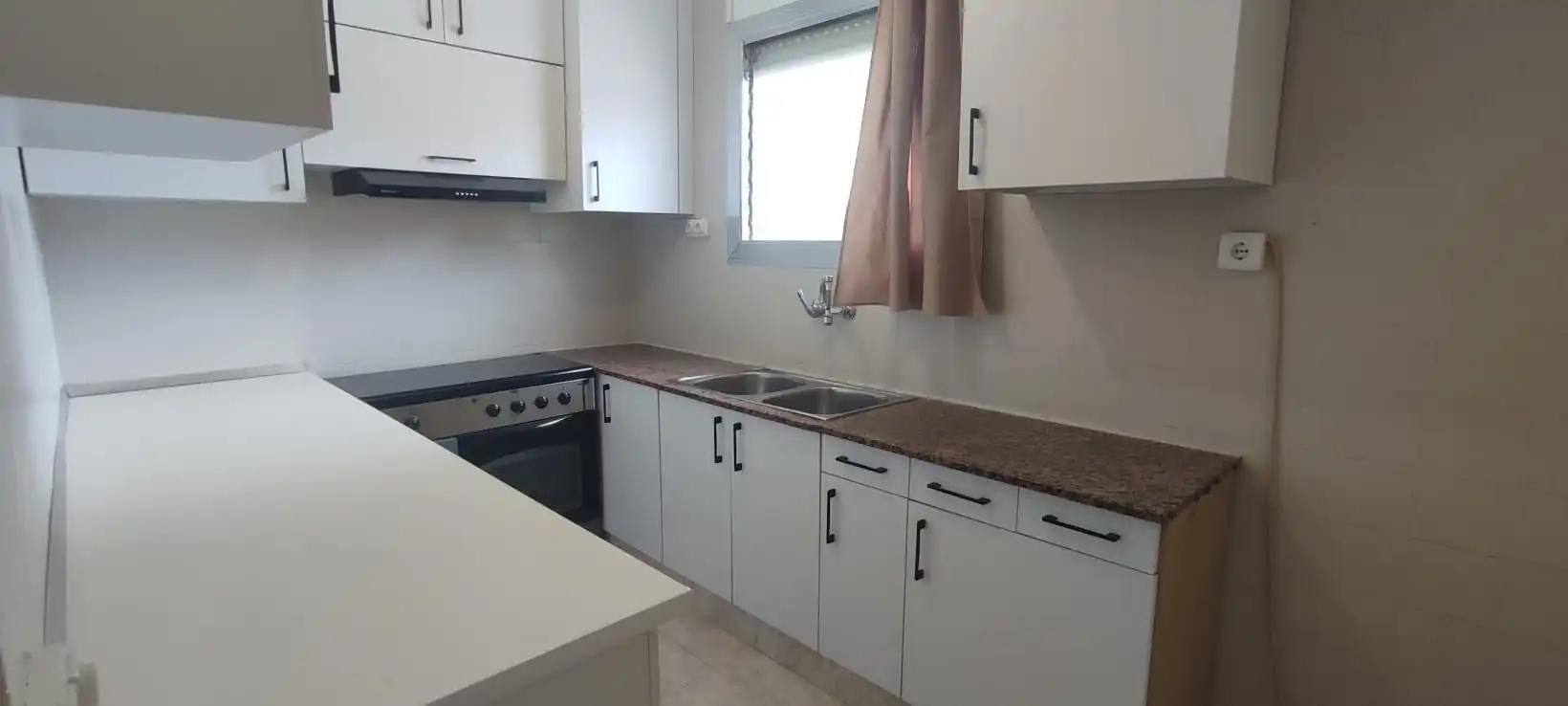 Cocina de Casa o chalet en venta en Vallirana con Aire acondicionado, Jardín privado y Terraza