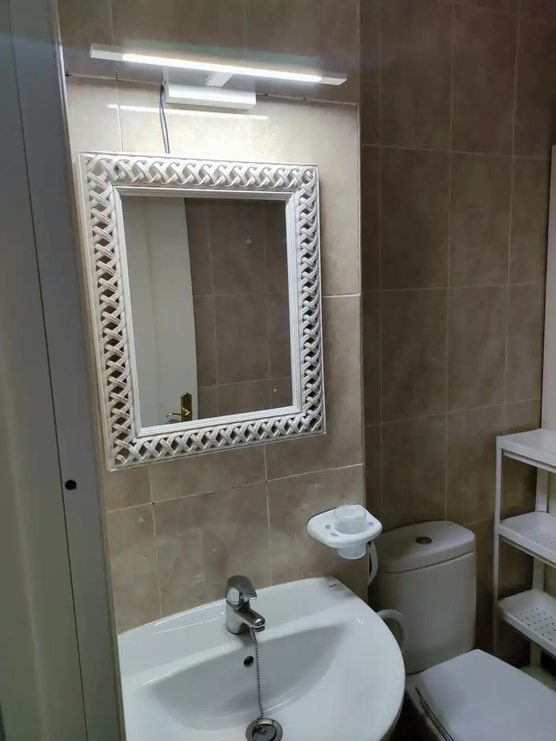 Bathroom of Flat for share in Sevilla  with Heating, Furnished and Washing machine