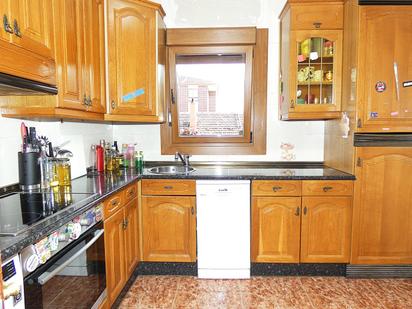 Kitchen of Flat for sale in Barakaldo 