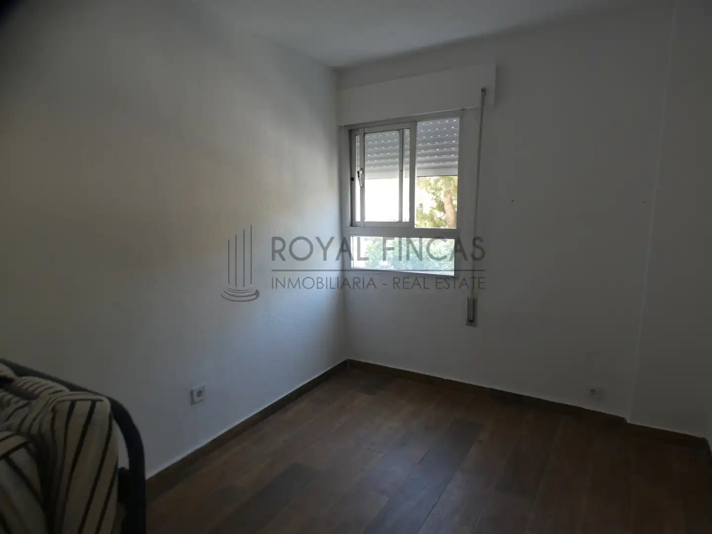 Bedroom of Flat for sale in Benalmádena