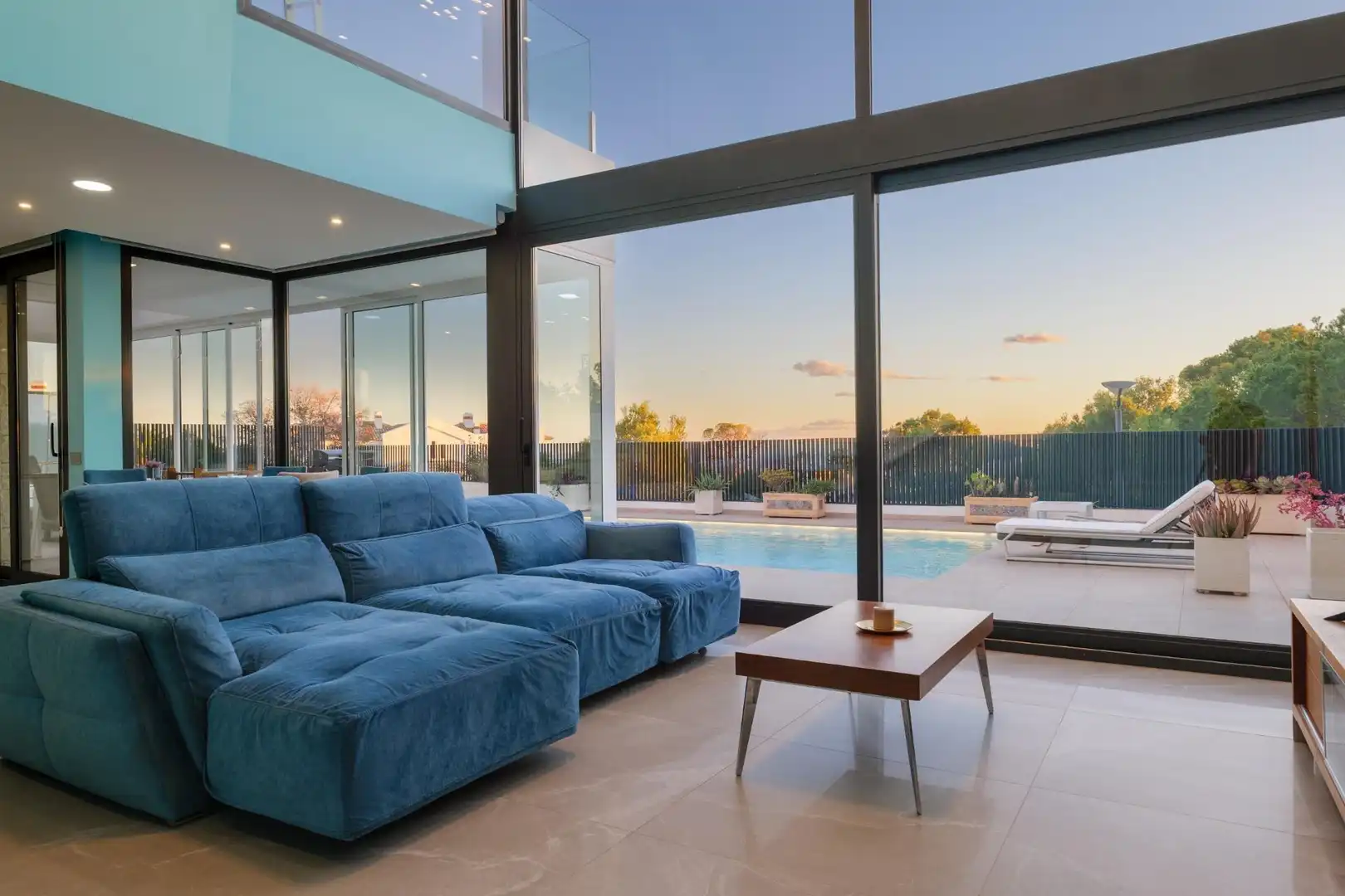 Villa zum Verkauf in Golf Bahía, imagen 4