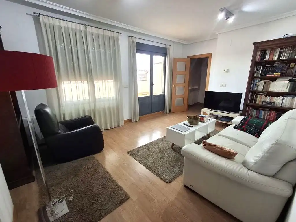 Living room of Attic for sale in La Roda  with Heating and Terrace