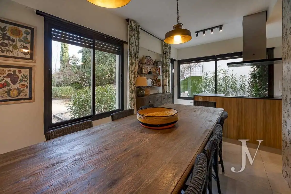 Comedor de Casa o chalet en venta en Ciudalcampo con Aire acondicionado, Calefacción y Jardín privado