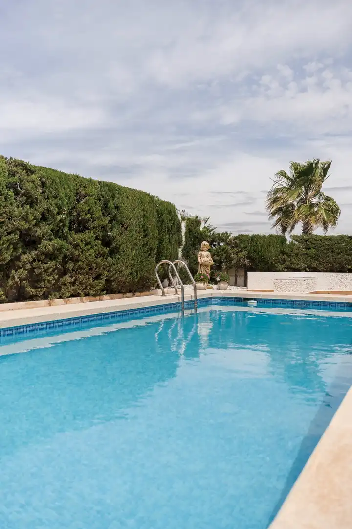 Chalet con piscina en venta en Monte Y Mar, imagen 2