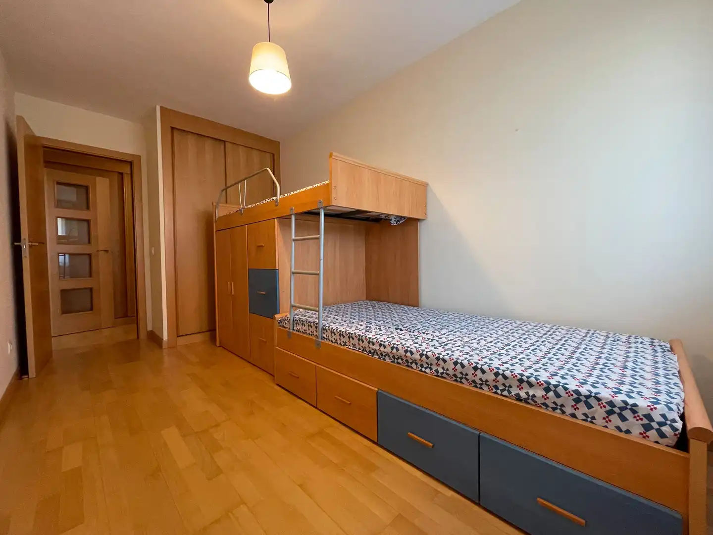 Flat for rent in Calle Ramon Margalef, Aranzana
