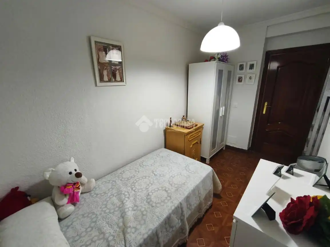 Bedroom of Flat for sale in Centro