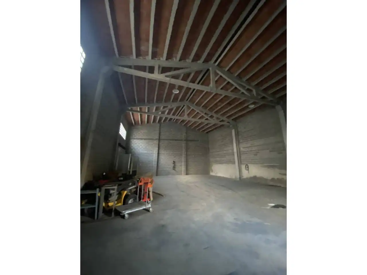 Nave industrial en venta en Sarrià de Ter