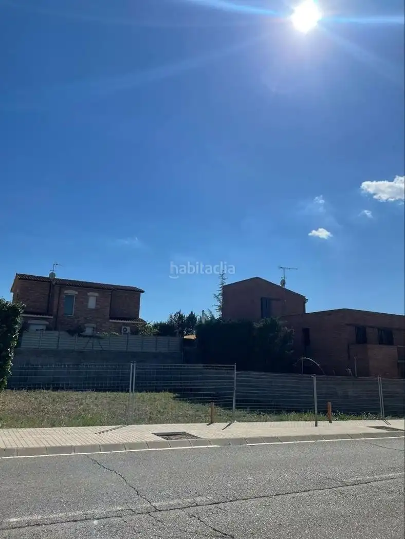 Terreny residencial en venda a Avinguda Francesc Macià 54